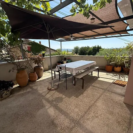 Le Balcon Des Pourcelles